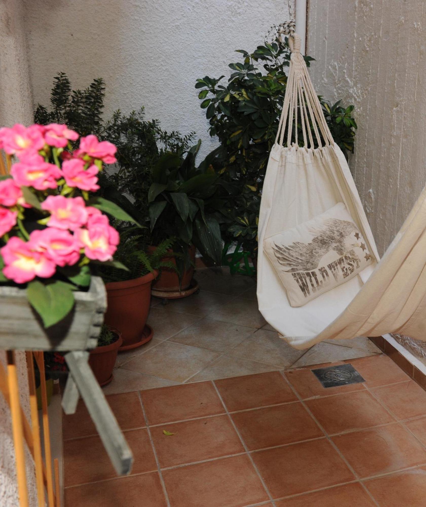 דירות Delphic Moments - Sunny App 3Br, 2Ba With View מראה חיצוני תמונה